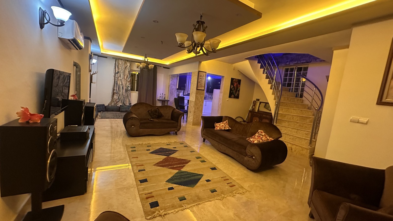 اتاق پذیرایی