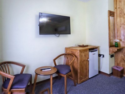 اقامتگاه سنتی خانه یار "اتاق سه تخته فرهاد"