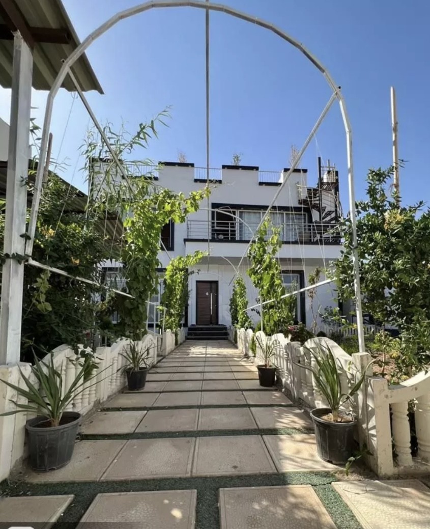 نمای ساختمان