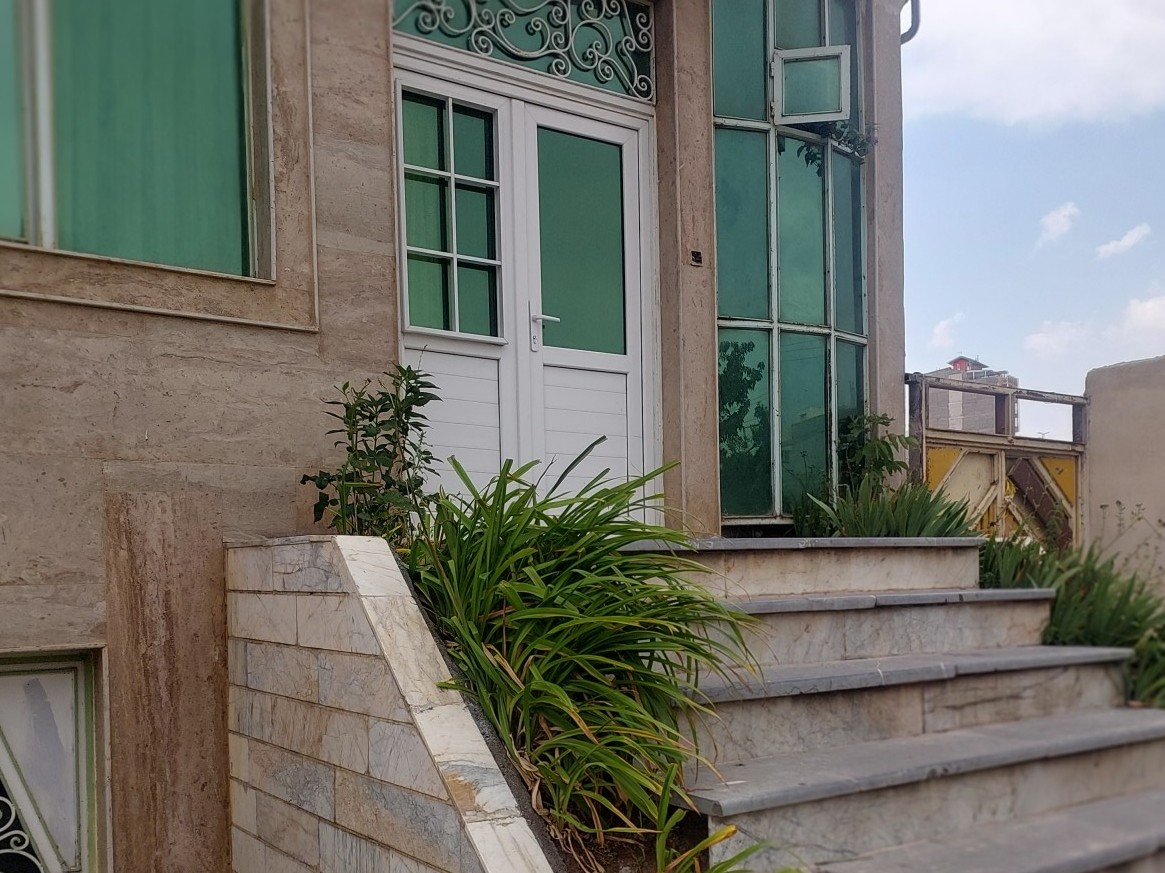 ورودی اقامتگاه
