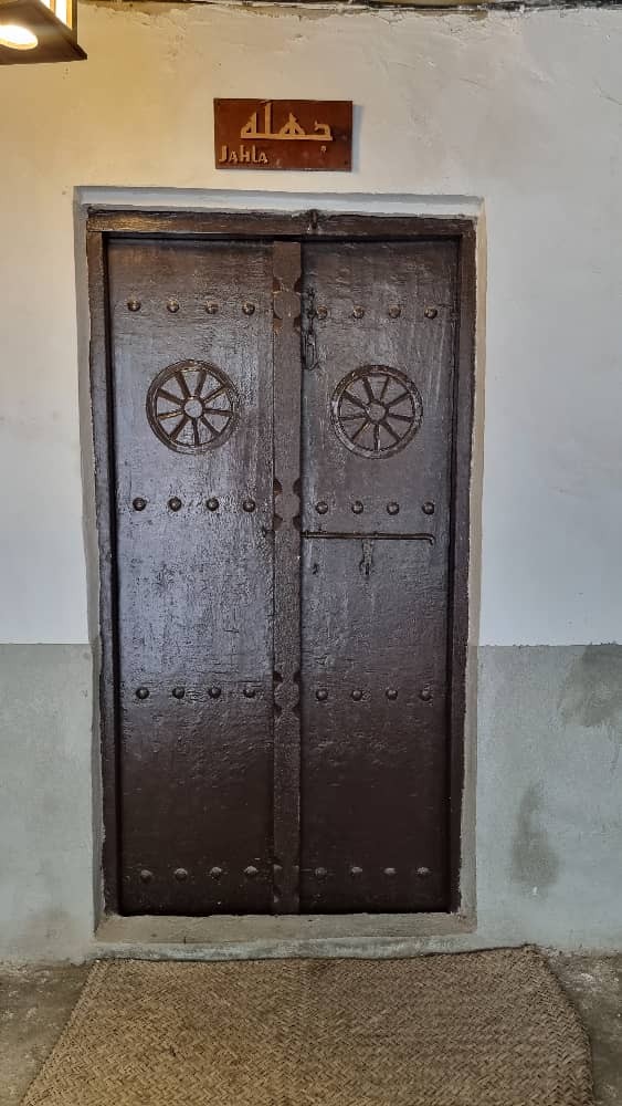 ورودی اقامتگاه ورودی اقامتگاه