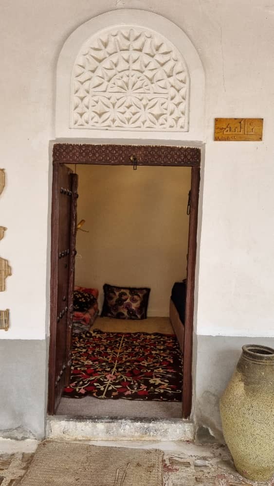 ورودی اقامتگاه ورودی اقامتگاه