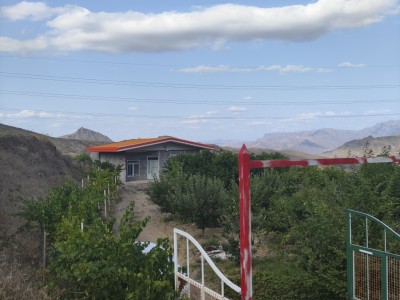 خانه‌ باغ ائلیار