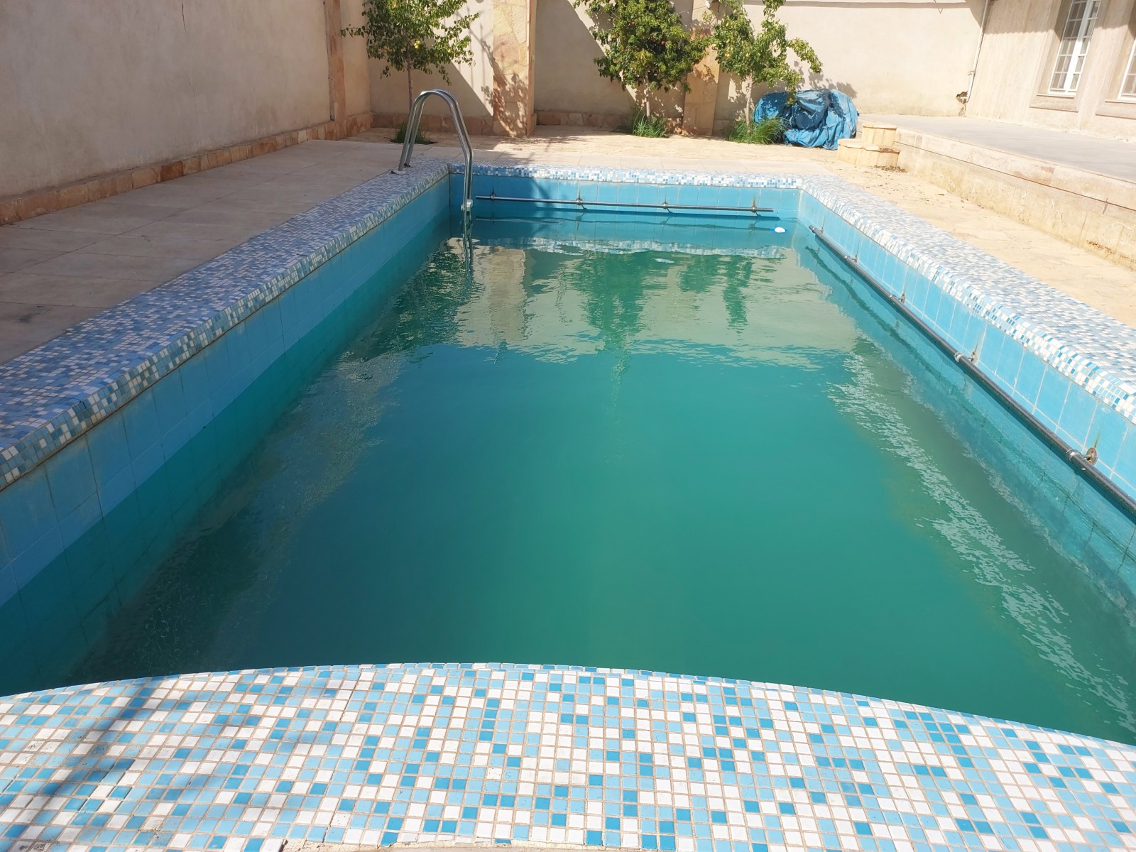 استخر روباز