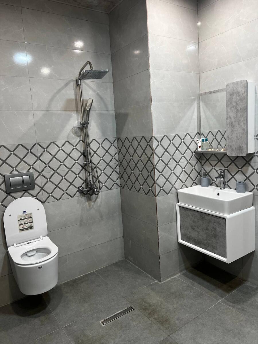 سرویس بهداشتی و حمام سرویس بهداشتی و حمام