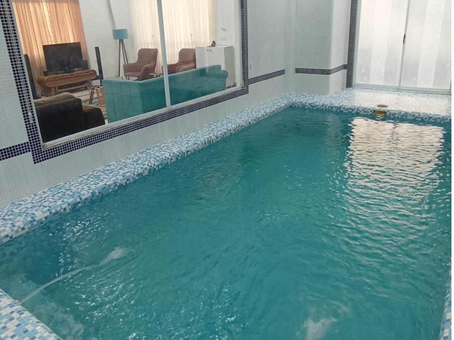 استخر استخر