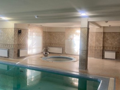 ویلای تریپلکس استخردار"دیپلمات"