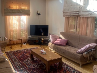 ویلای تریپلکس استخردار"دیپلمات"