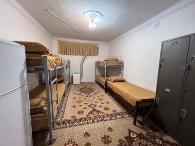 اتاق ۷ تخته خوابگاه خانه آبی