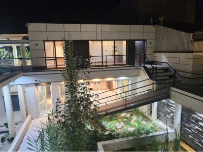 عمارت آوان