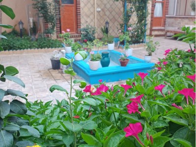 اقامتگاه خانه پدری "واحد گل یاس"