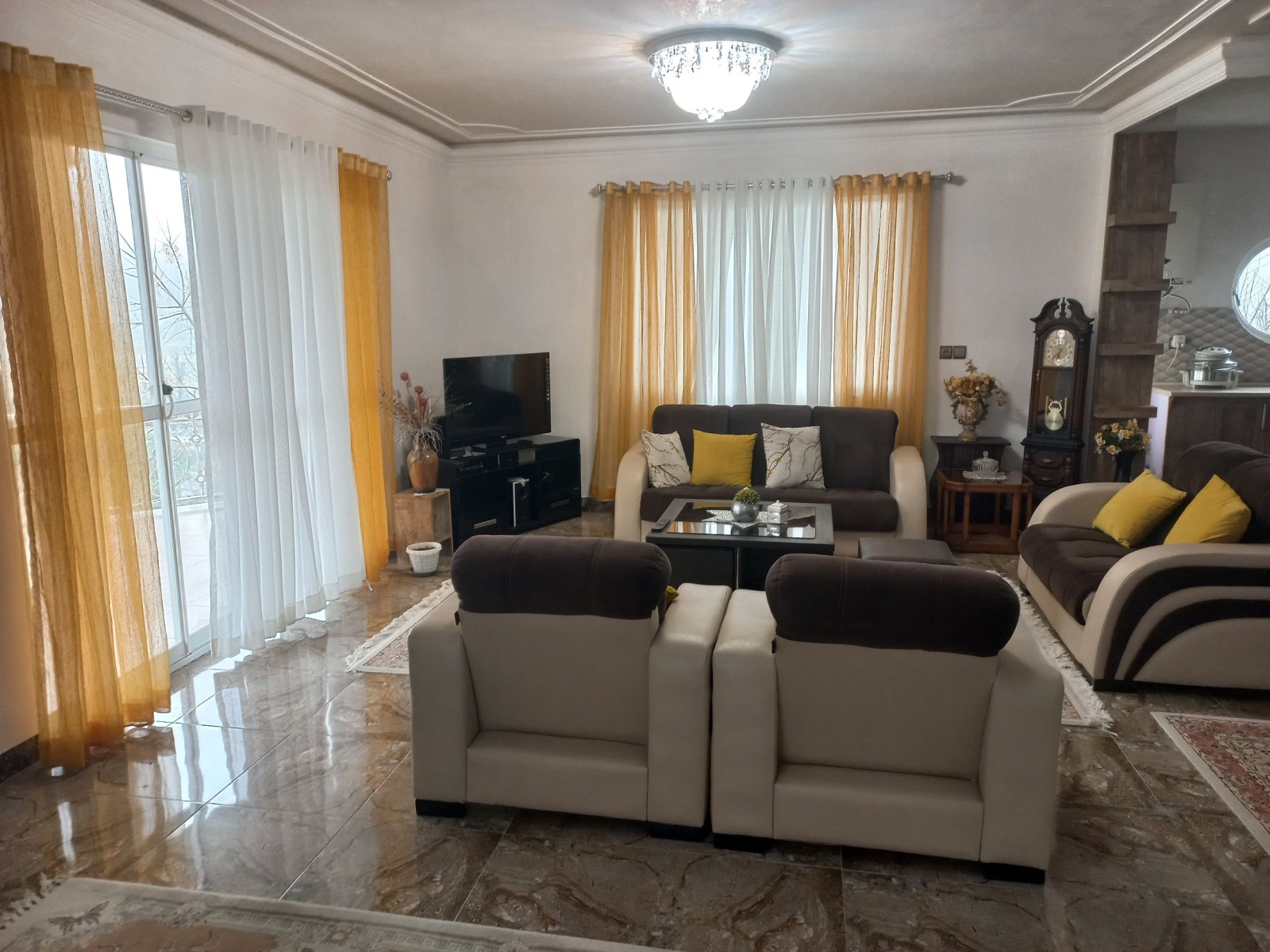 اتاق پذیرایی