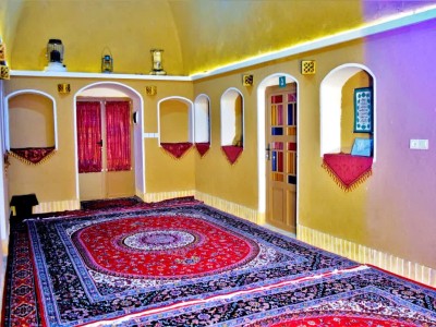 اقامتگاه بومگردی غزل