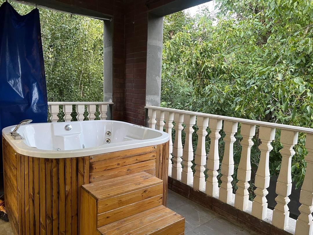 جکوزی جکوزی