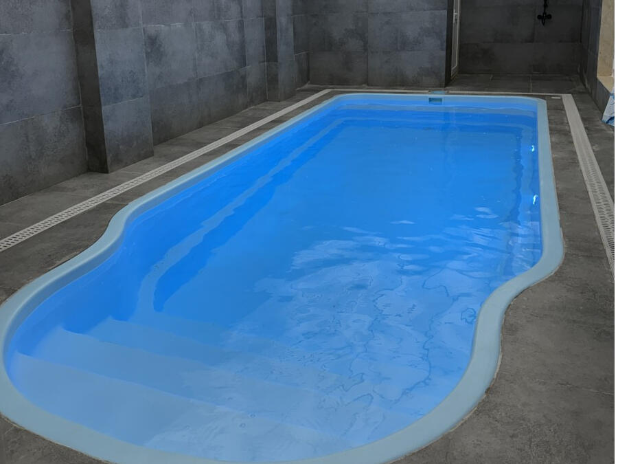 استخر استخر