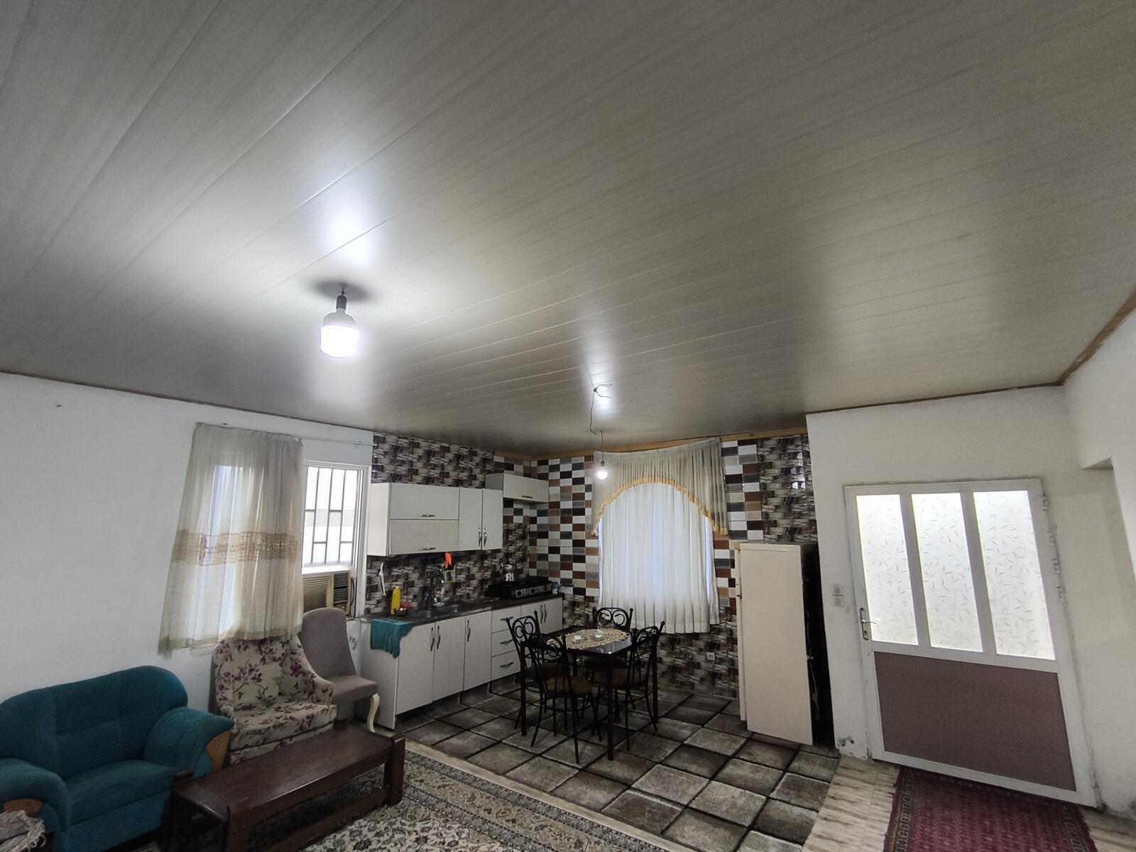 اتاق پذیرایی و آشپزخانه اتاق پذیرایی و آشپزخانه