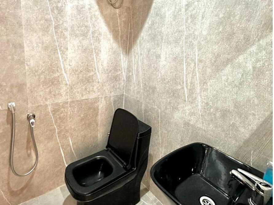 سرویس بهداشتی و حمام سرویس بهداشتی و حمام