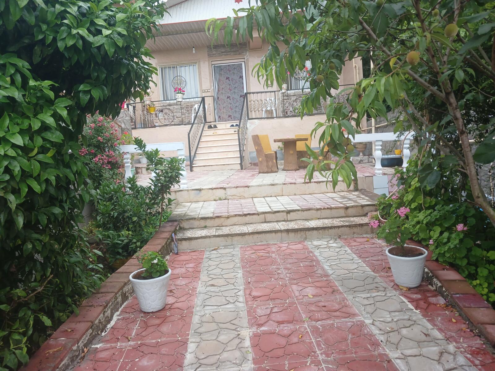 ورودی اقامتگاه ورودی اقامتگاه