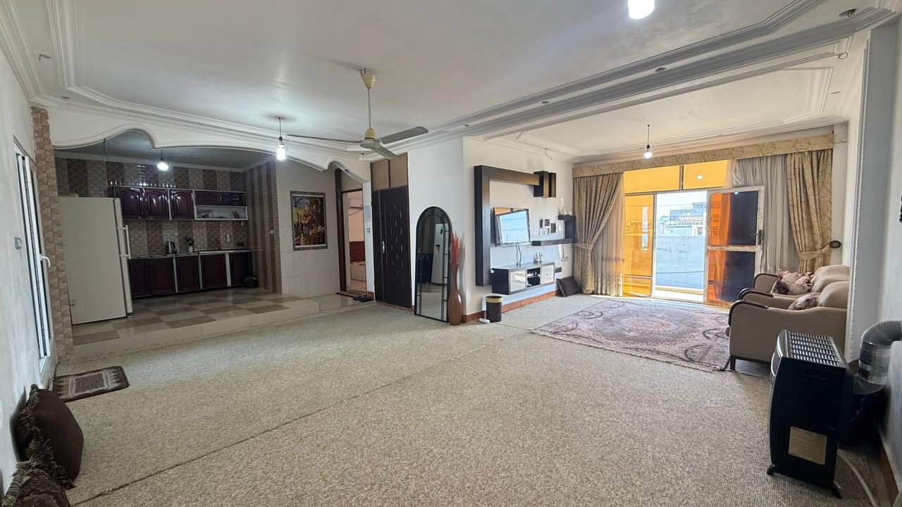 اتاق پذیرایی و آشپزخانه اتاق پذیرایی و آشپزخانه