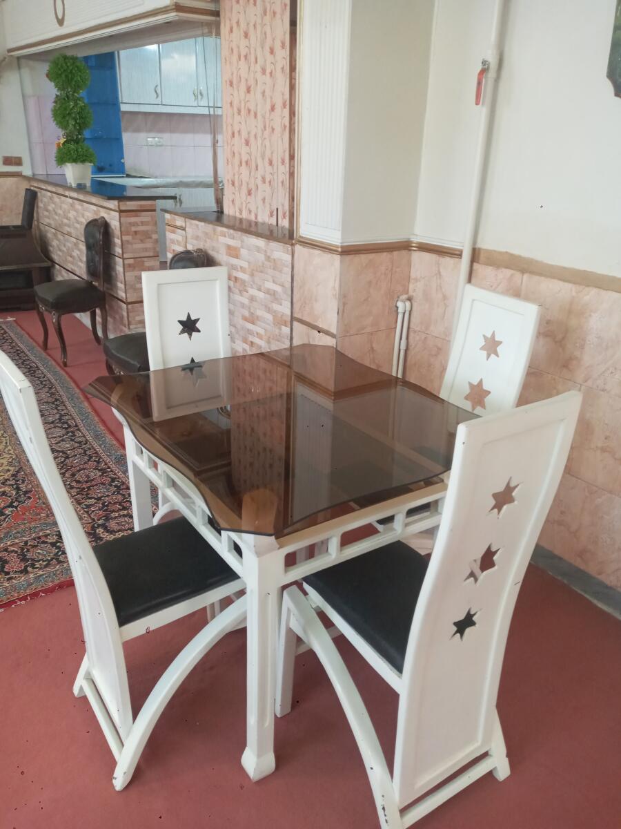 میز ناهارخوری میز ناهارخوری