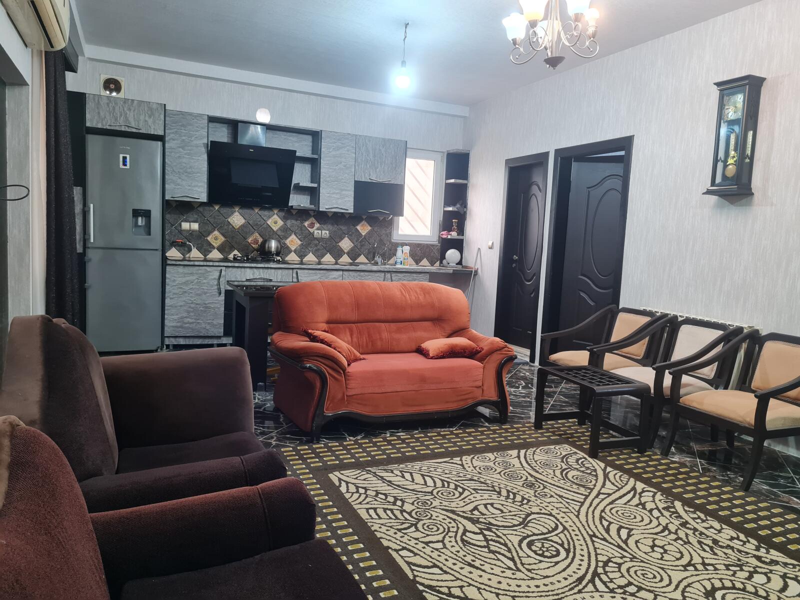 اتاق پذیرایی و آشپزخانه اتاق پذیرایی و آشپزخانه