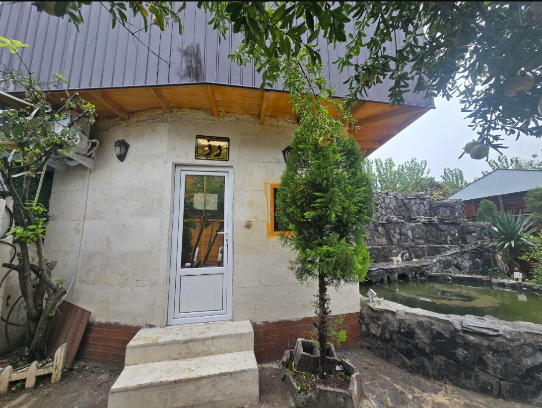 ورودی اقامتگاه ورودی اقامتگاه