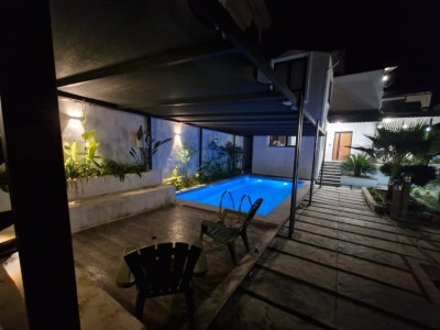 ویلای جنگلی استخردار با چشم انداز عالی ویلای جنگلی استخردار با چشم انداز عالی