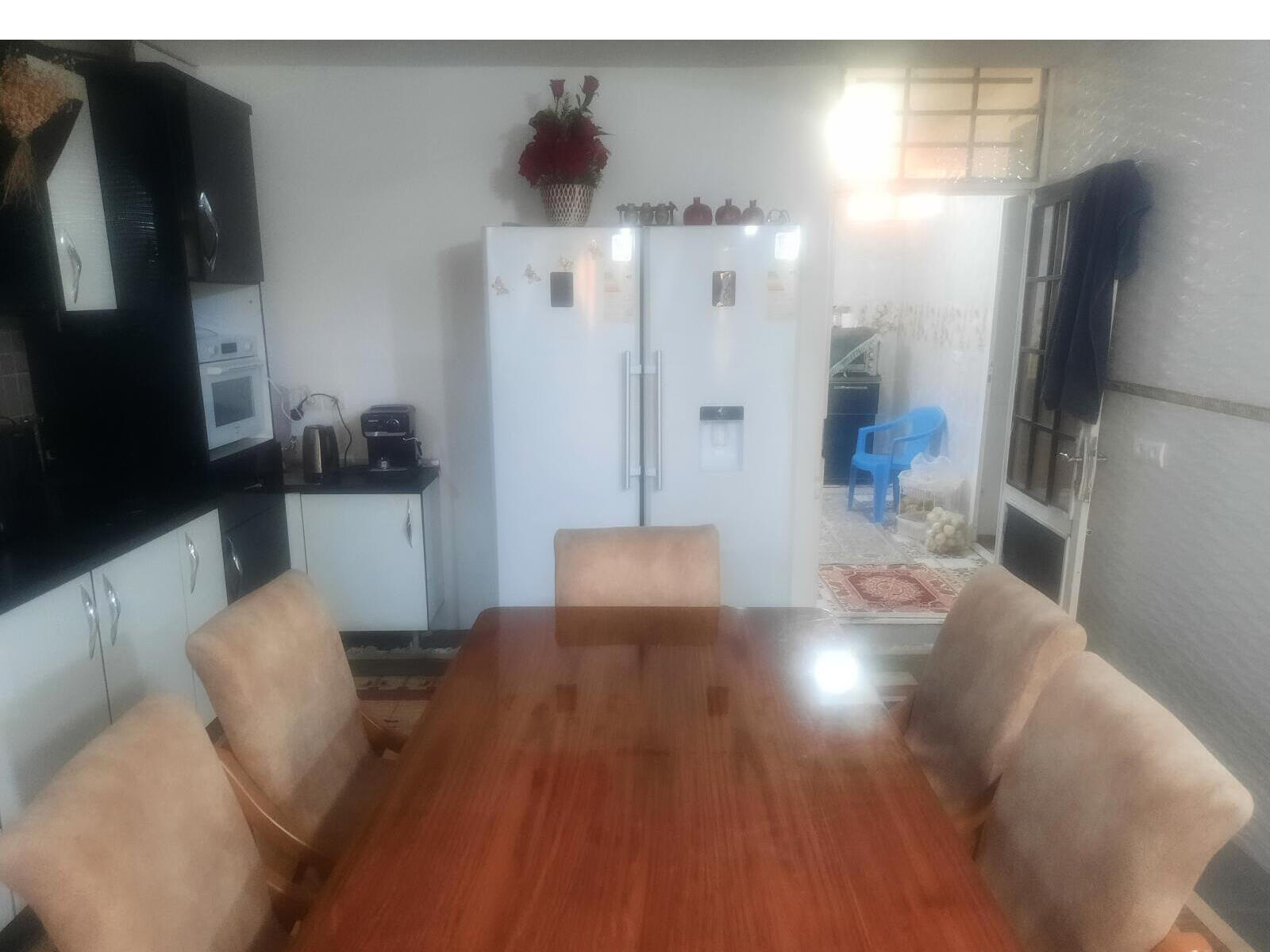 یخچال و آشپزخانه اول