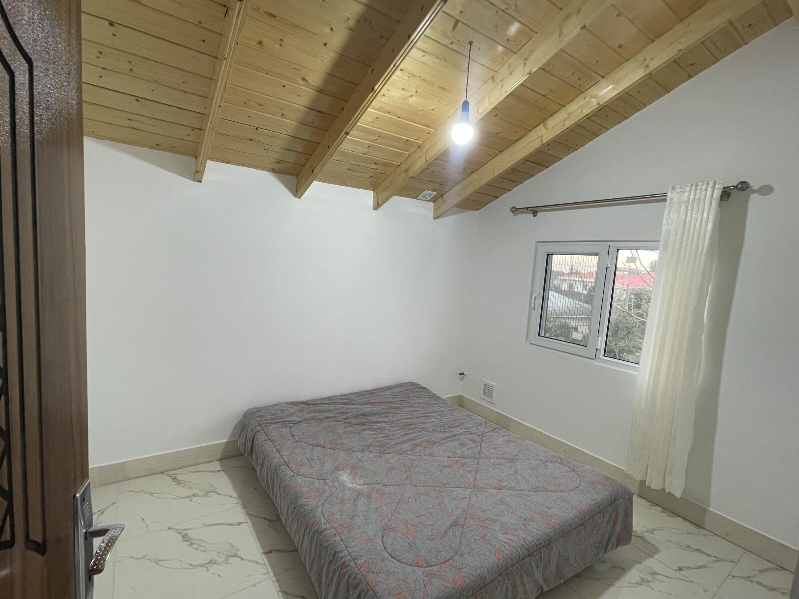 اتاق‌خواب 1