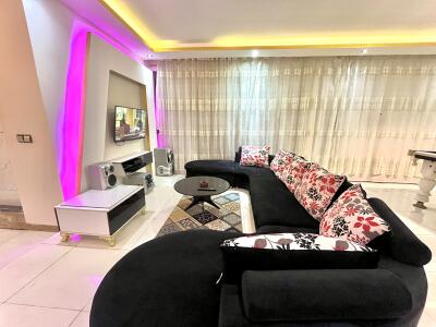 ویلا باغ کاج