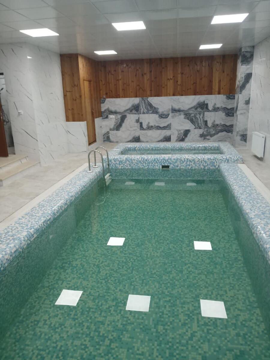 استخر و جکوزی