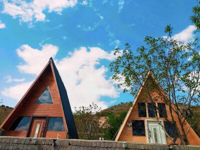 کلبه های سوئیسی دهکده