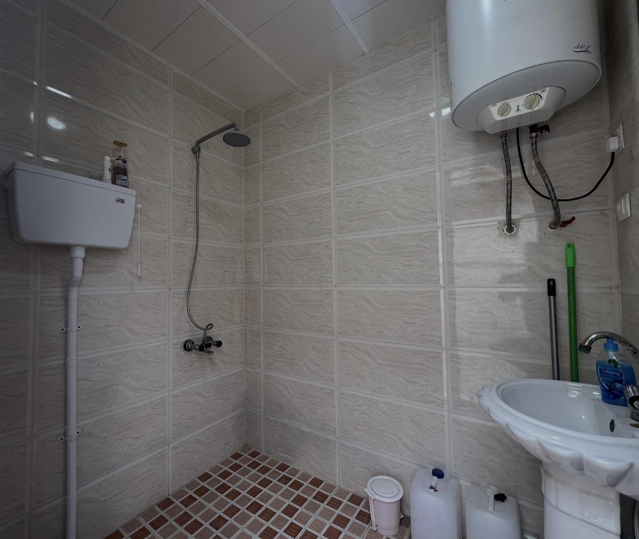 سرویس بهداشتی و حمام