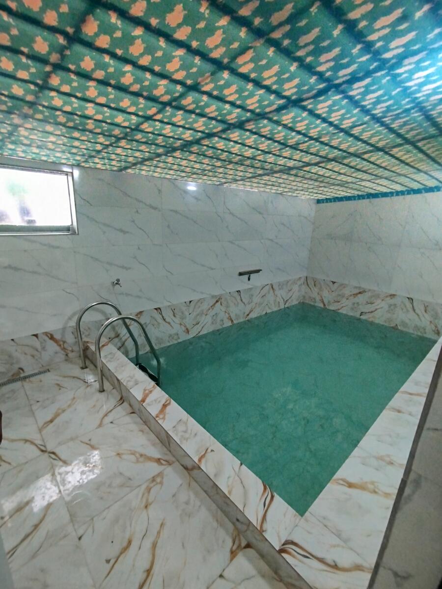 استخر استخر
