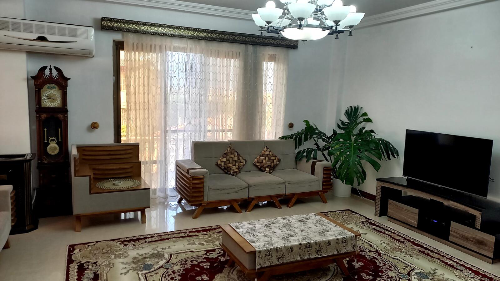 نمای دیگر حال یا پذیرایی نمای دیگر حال یا پذیرایی