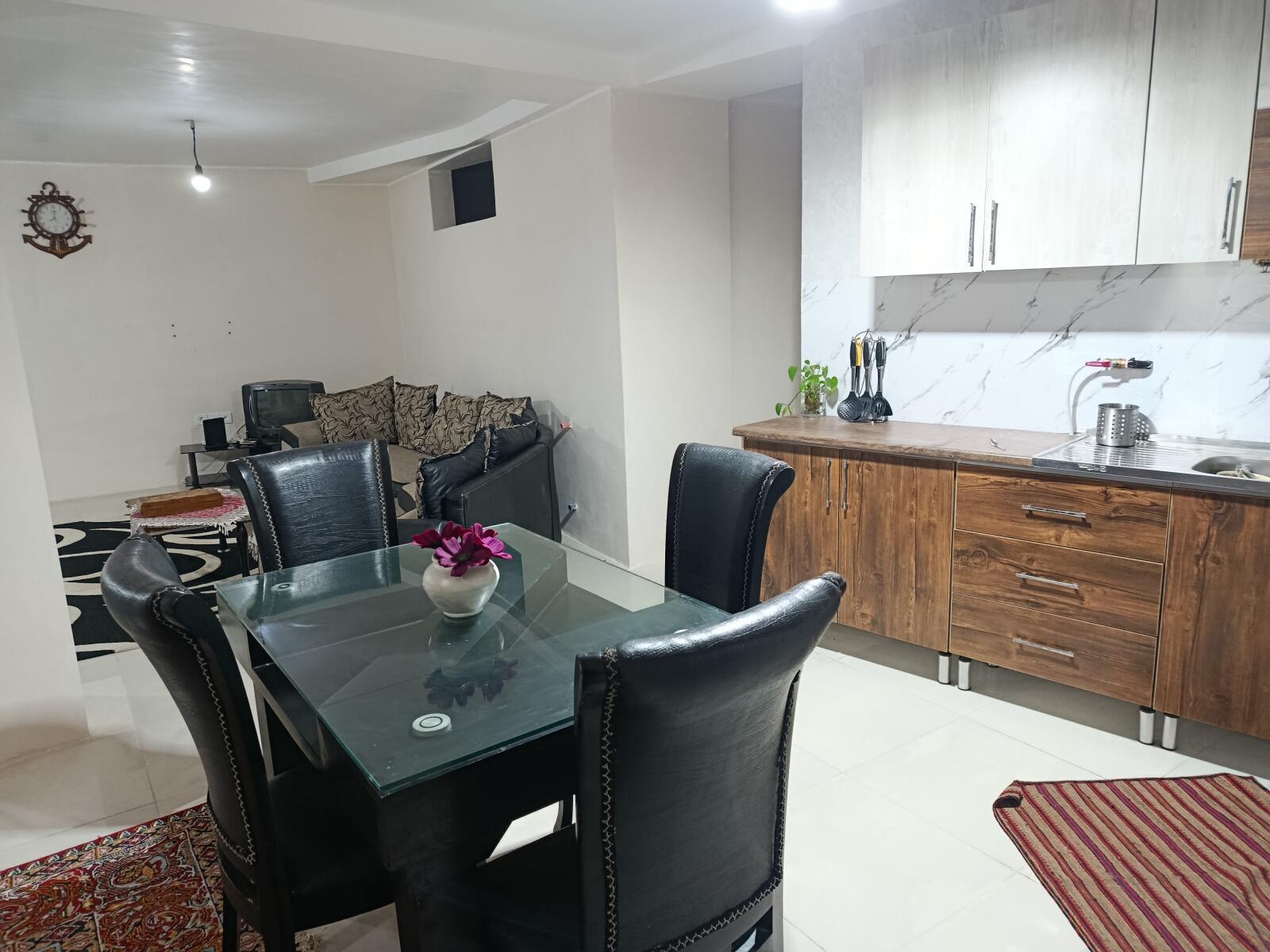 میز ناهارخوری