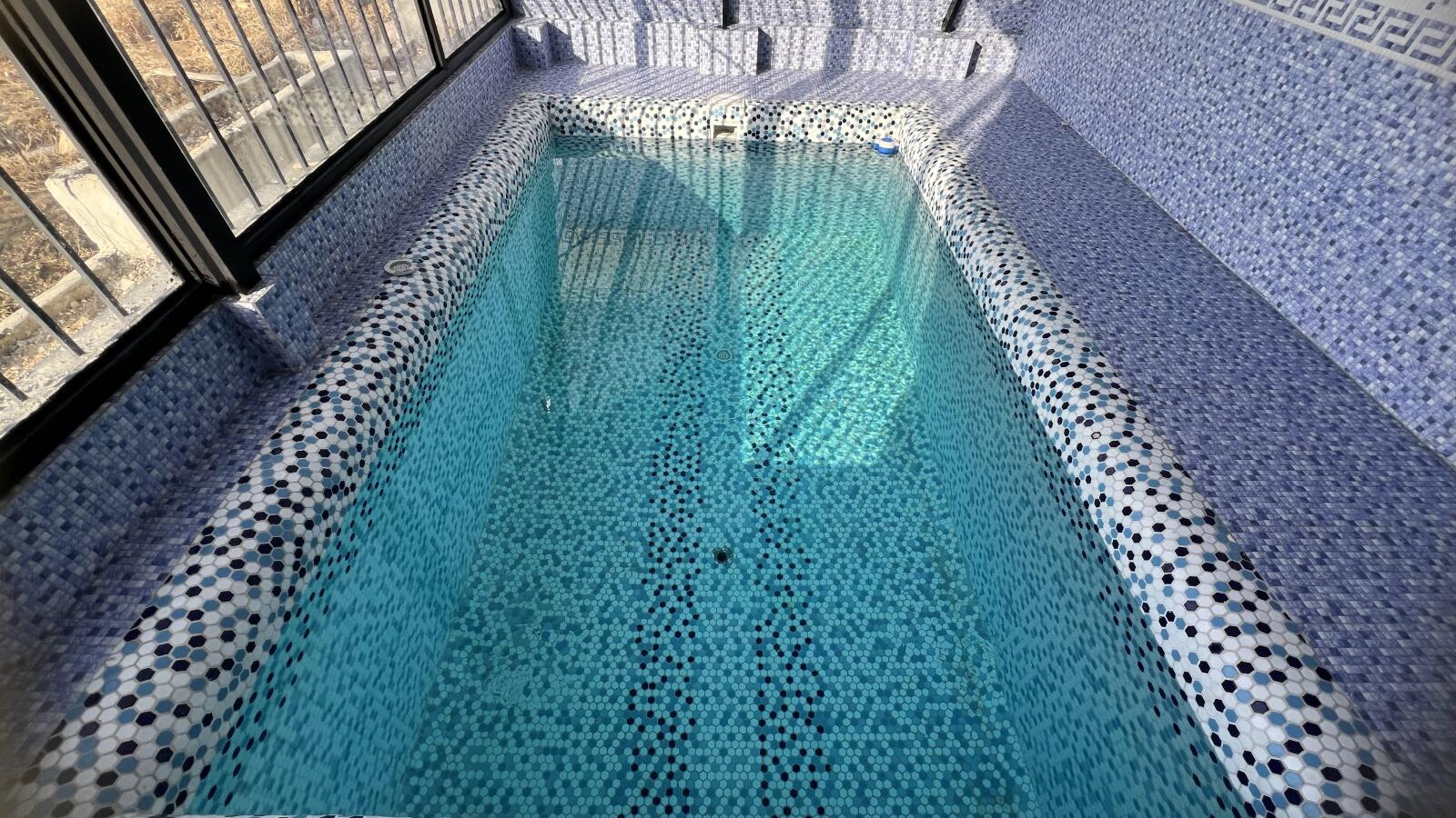 استخر استخر