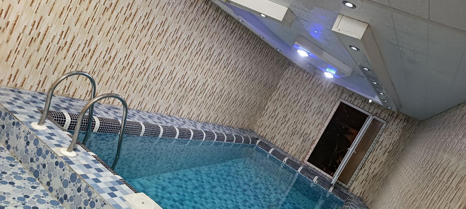 استخر استخر