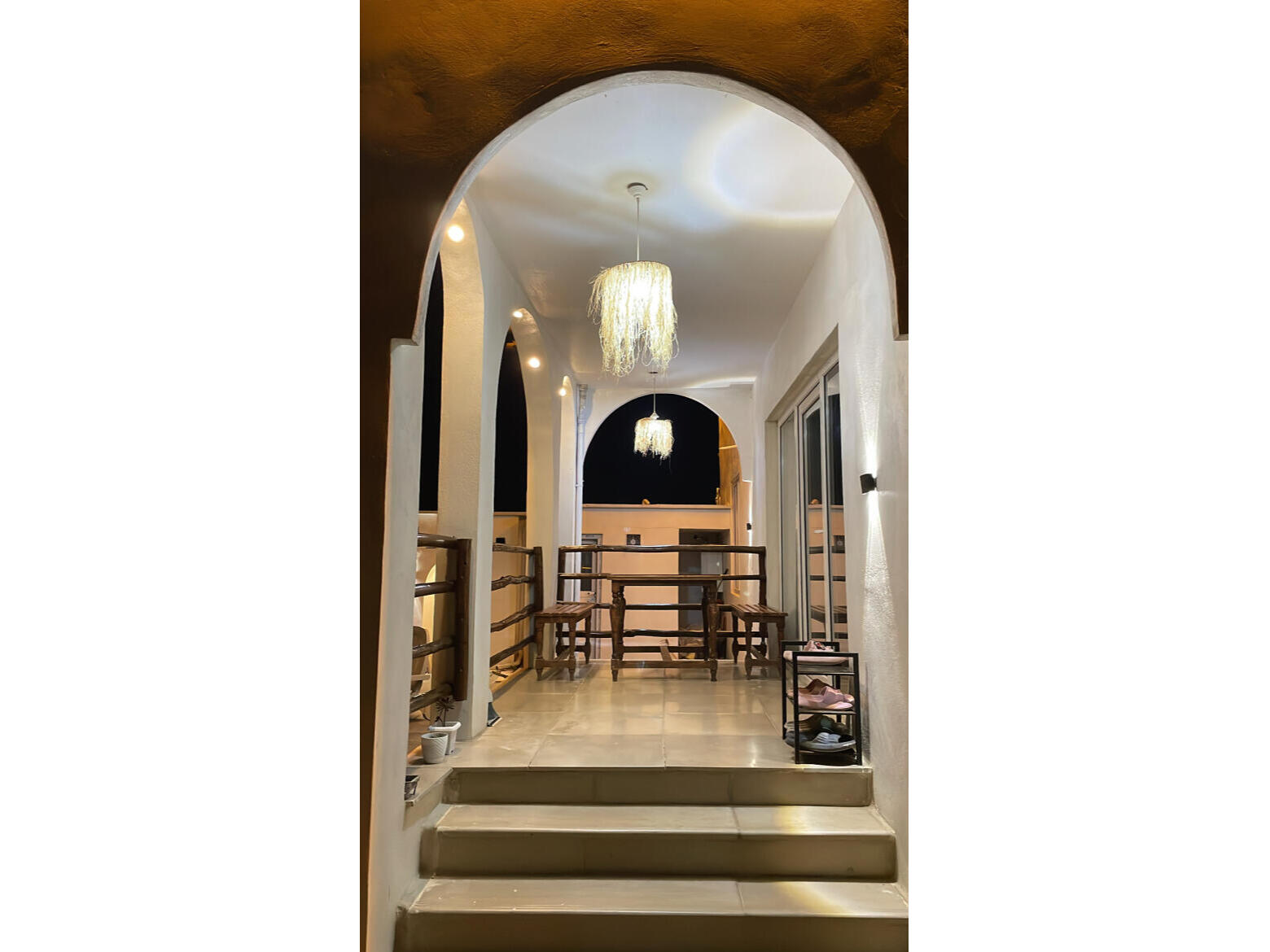 تراس و میز