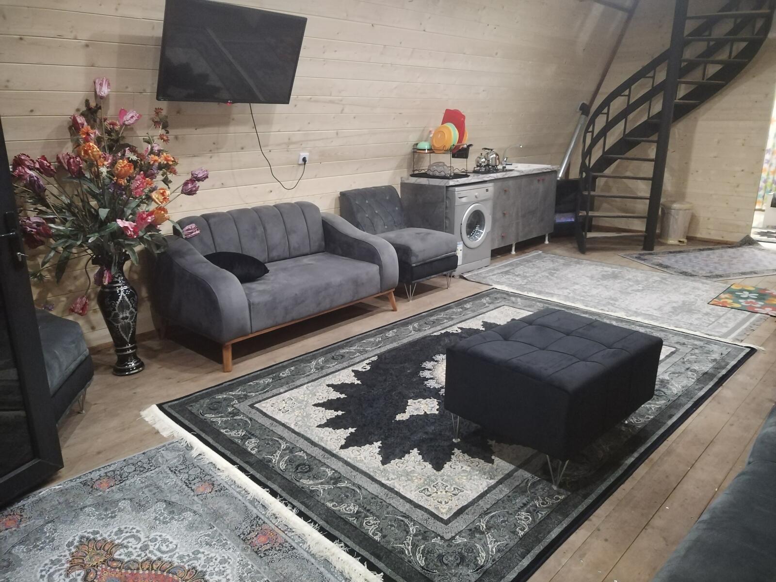 اتاق پذیرایی و آشپزخانه اتاق پذیرایی و آشپزخانه