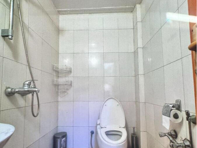 سرویس بهداشتی و حمام