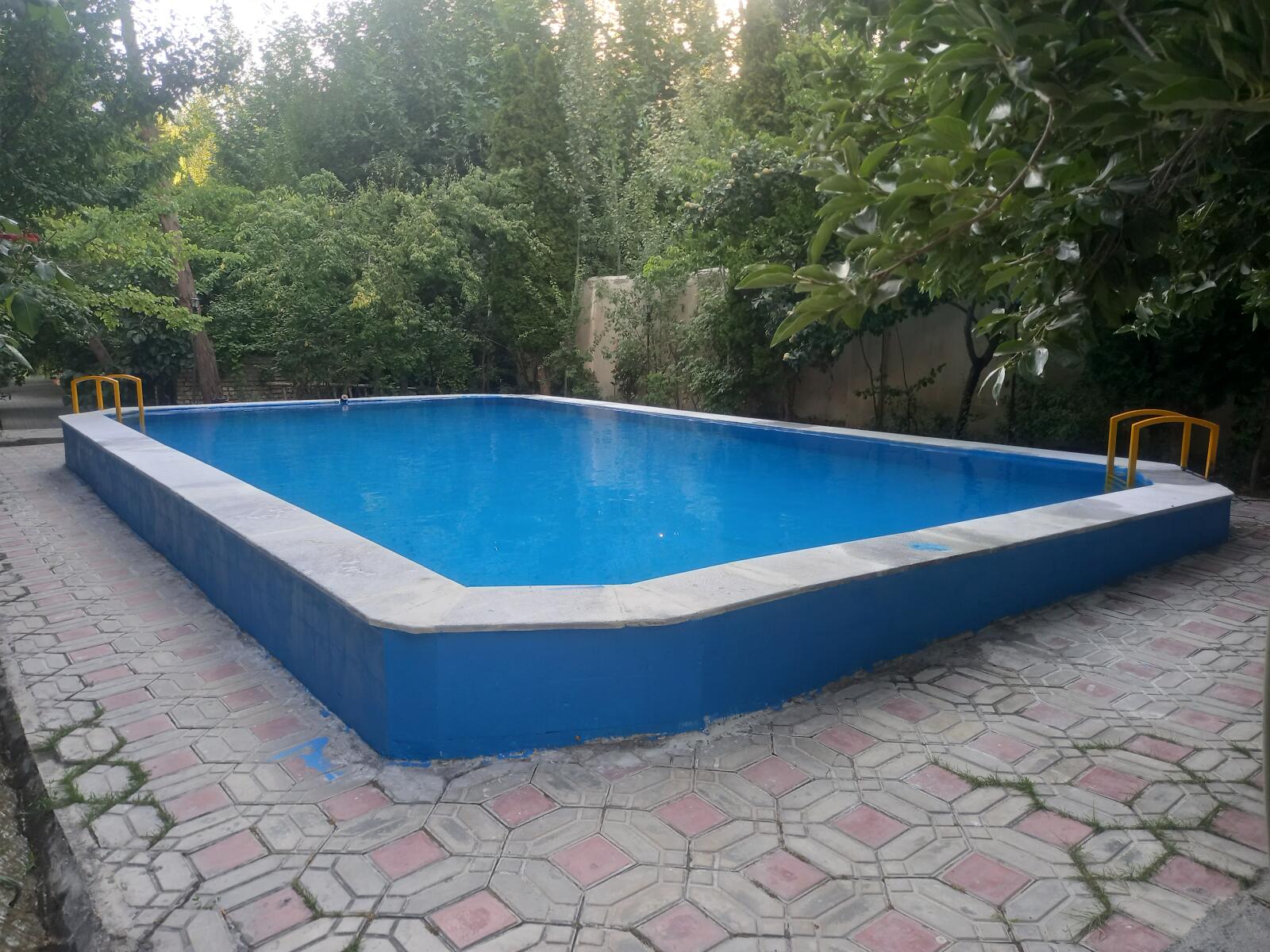 استخر روباز استخر روباز