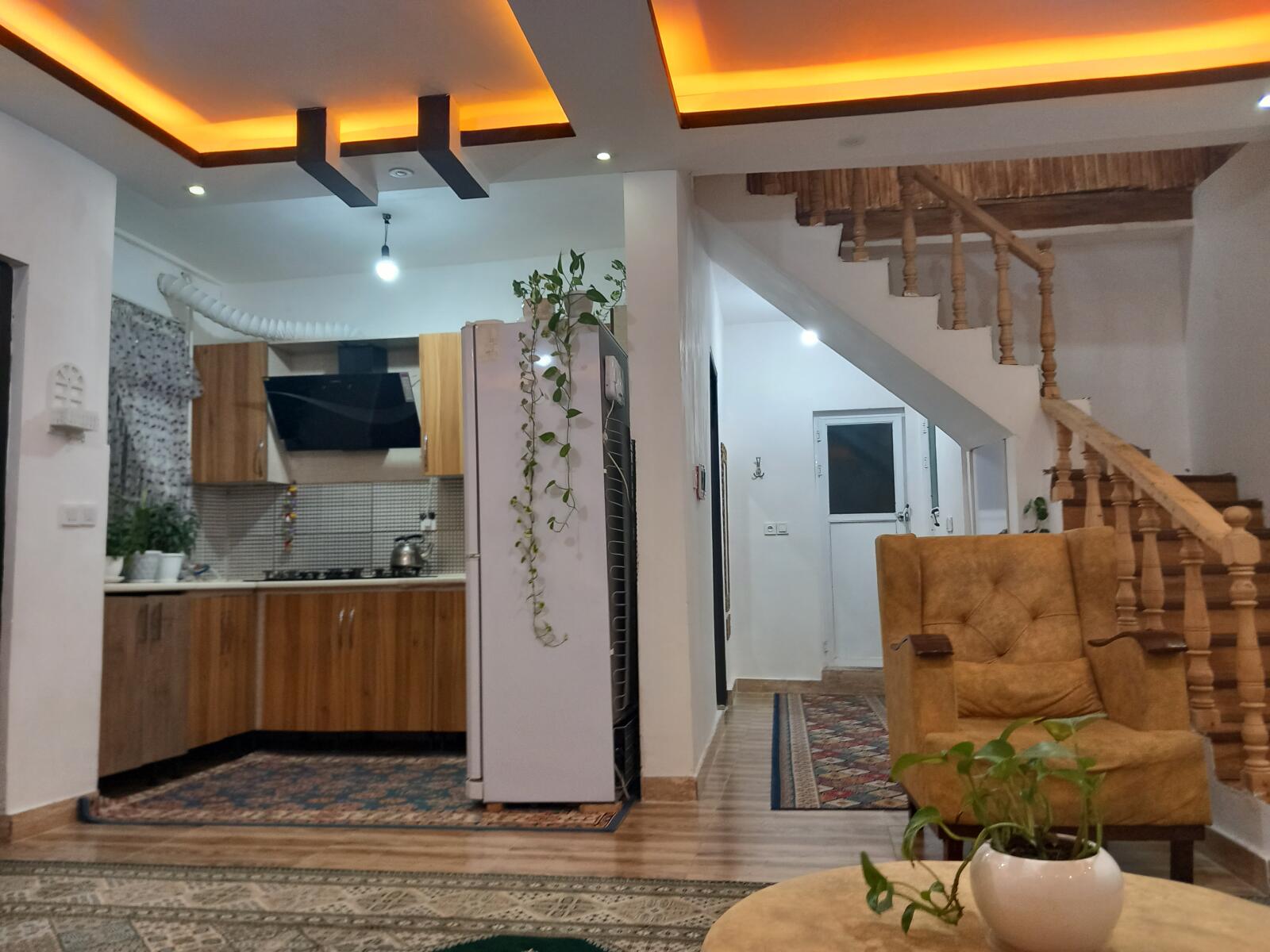 اتاق پذیرایی و آشپزخانه اتاق پذیرایی و آشپزخانه