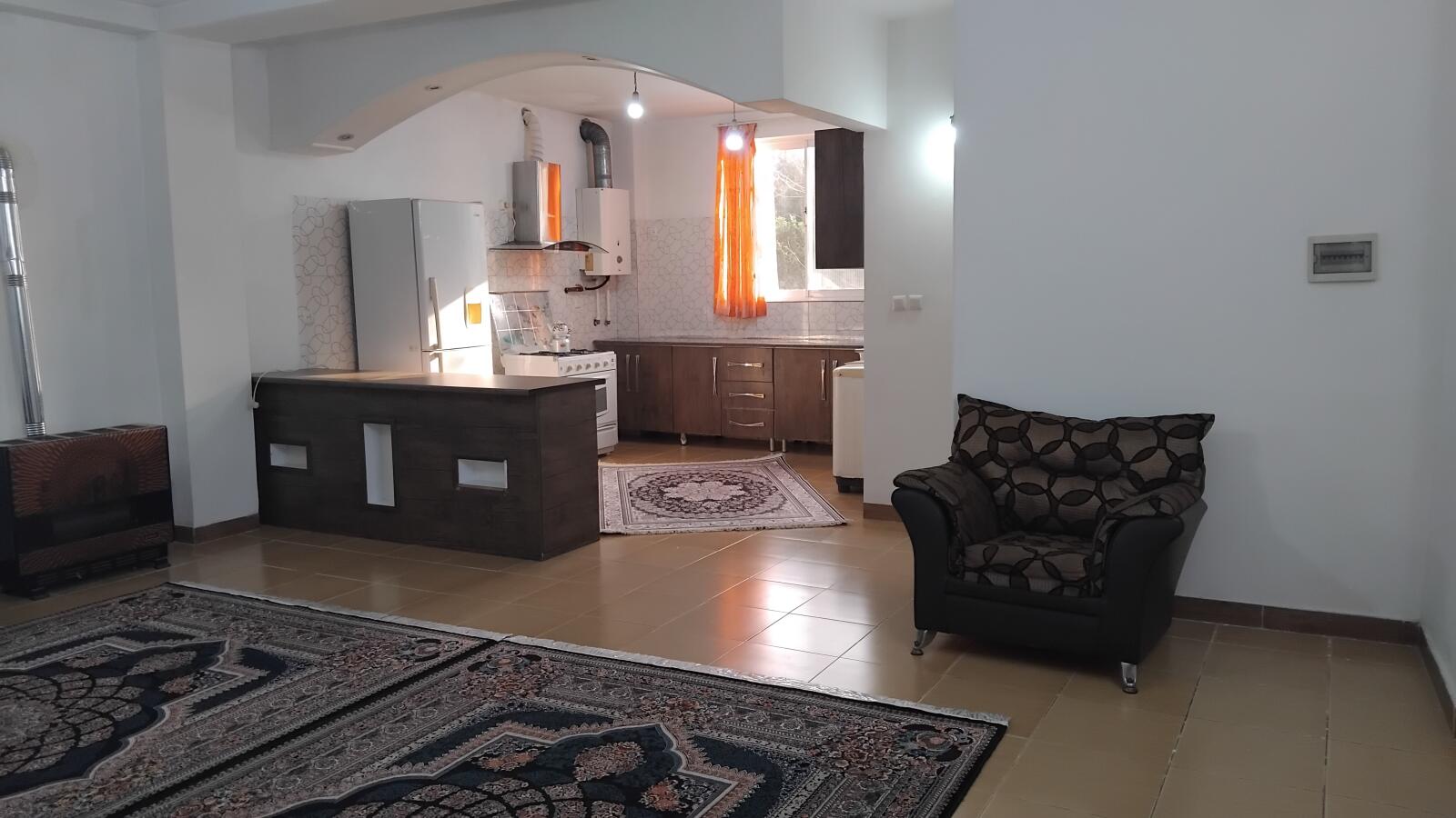 اتاق پذیرایی و آشپزخانه اتاق پذیرایی و آشپزخانه