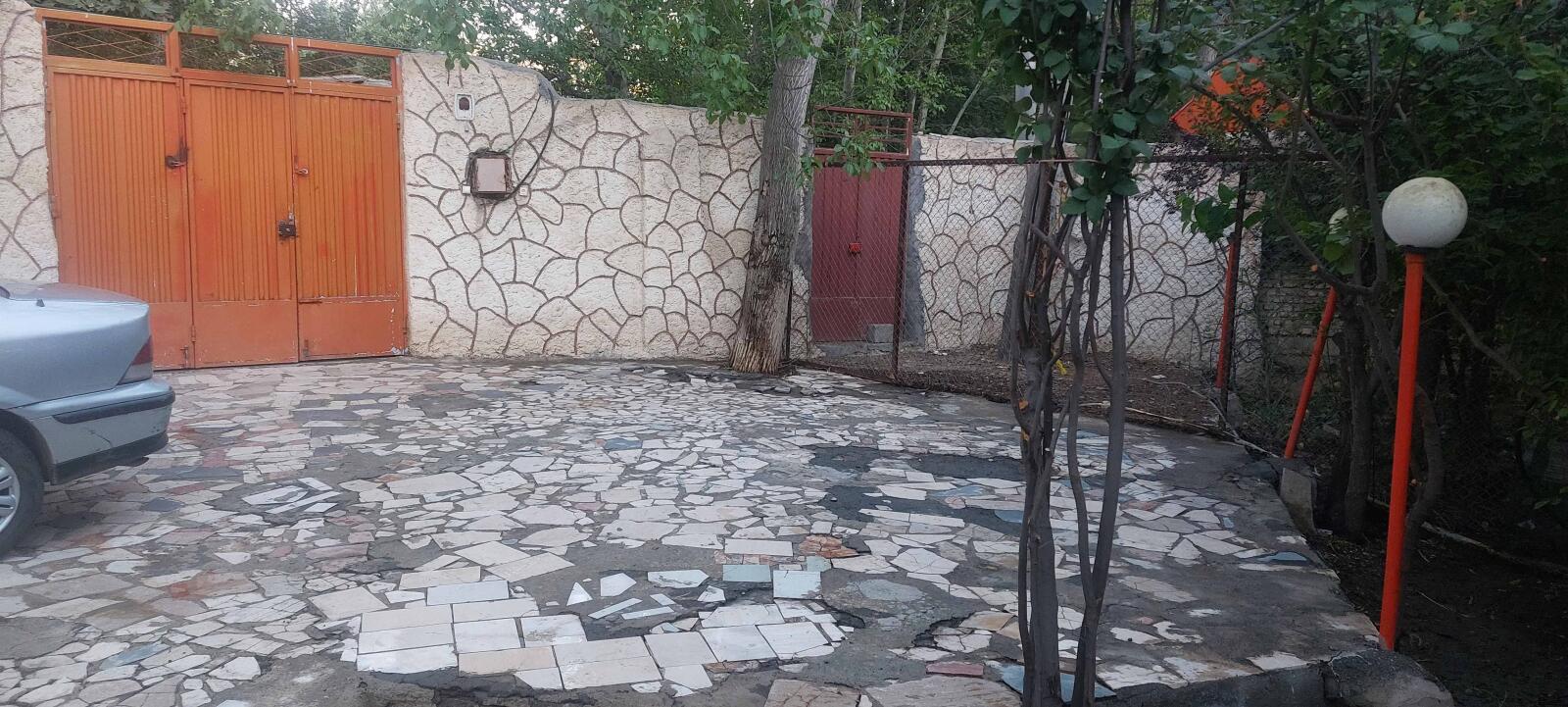 حیاط