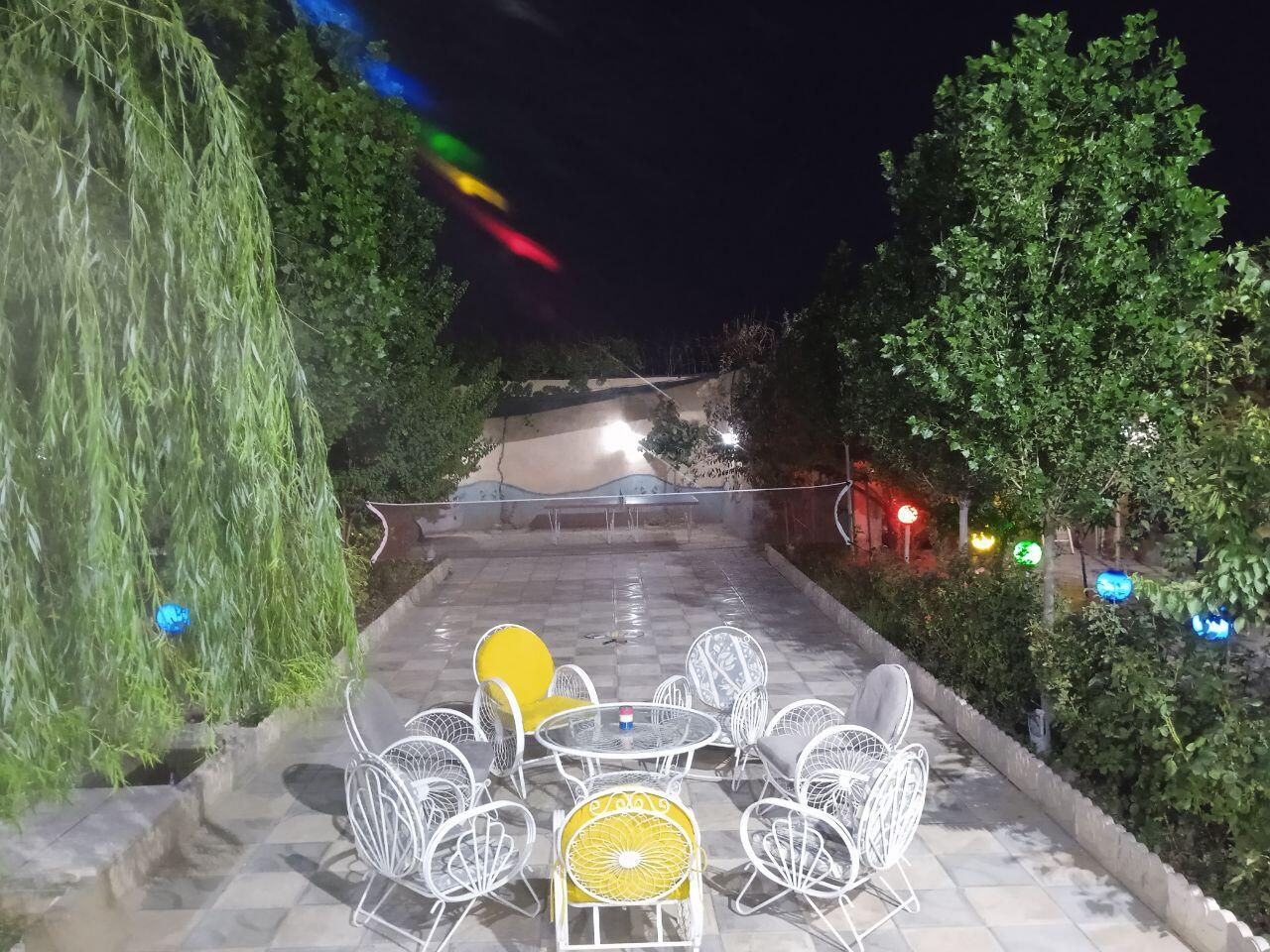 حیاط حیاط