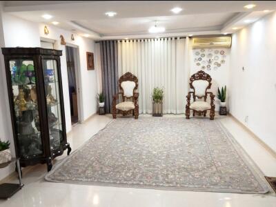 آپارتمان  دربست مانیار