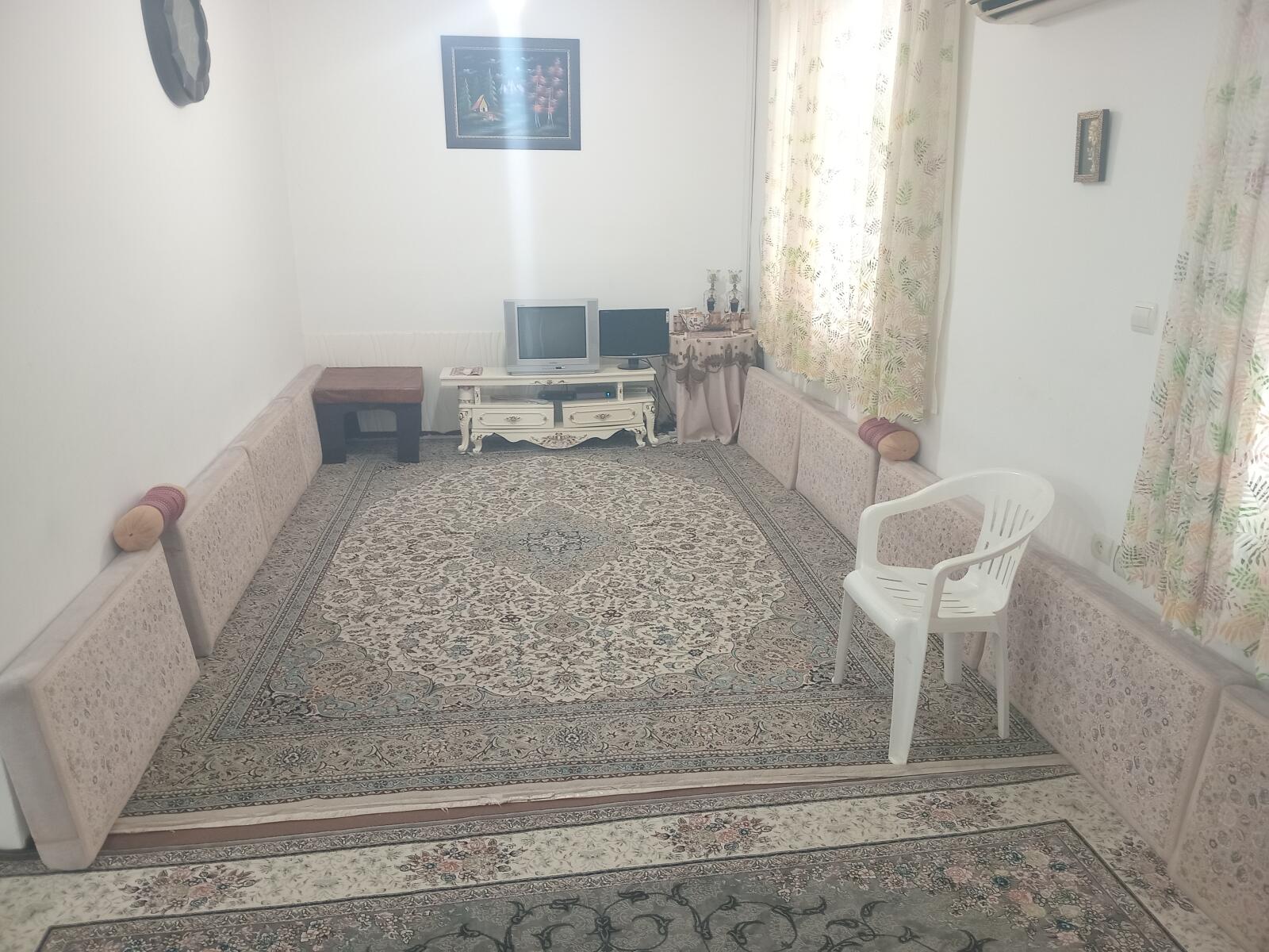 هال و پذیرایی هال و پذیرایی