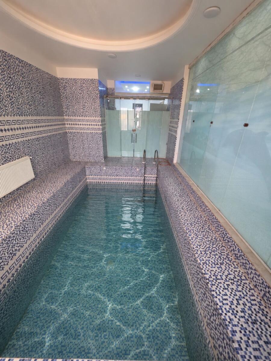 استخر استخر