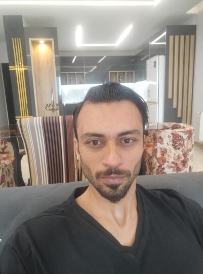 host-avatar